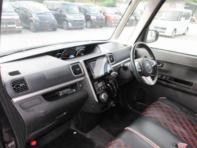 【お客様クチコミより】　　自社ローンということですごく不安でしたが、店員さんが面白い人で、自社ローンについて分かりやすく説明してくれてすごくよかったです。