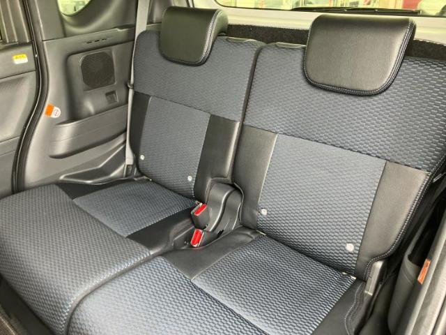 WECARSでは各商談席に大型モニターをご用意しております！見やすい大画面でゆったりと全国の在庫をご覧いただけます！是非ご来店お待ちしております！