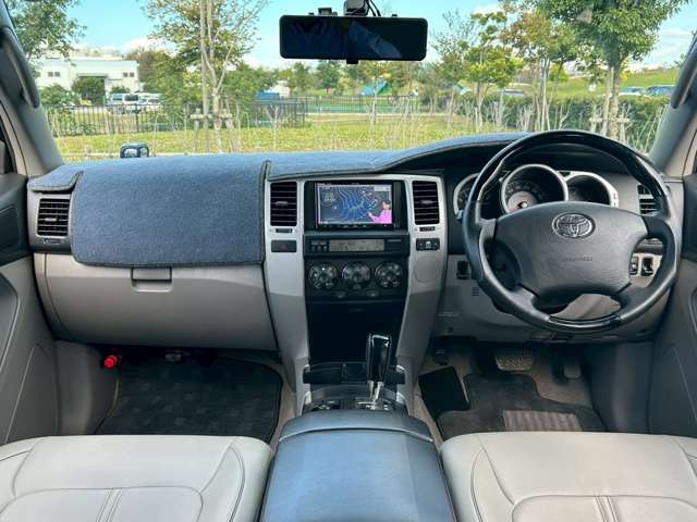 全車試乗可能です。大きな展示場内を実際に運転してみて下さい。実際に乗ってみてこれからのカーライフを想像してください♪