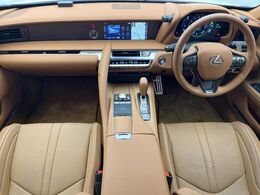 グループ総在庫数約30，000台！！全国の系列店からメーカー・車種問わずご紹介出来るので、あなたにピッタリのお車が見つかるはずです♪まずはお問い合わせ下さい☆