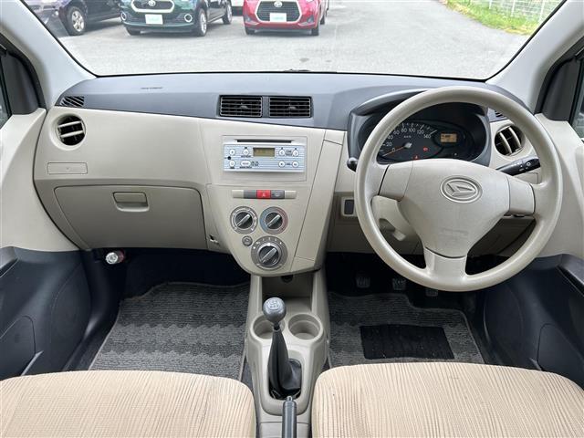 気になる車はお電話やメールでお問い合わせ下さい。なお、お電話での在庫の取り置きはできません。事前に来店のご予約をおススメします。商談が重なる事が増えていますので事前に在庫有無をご確認下さいませ。