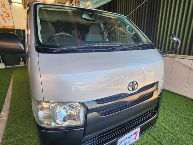 フラット7天草店では軽自動車からセダン、ミニバンまで展示中！専門知識豊富なスタッフがご対応致します。