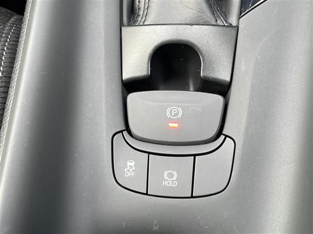 【電子パーキング＆ブレーキホールド】ブレーキホールドは停止中にフットブレーキから足を放してもブレーキ状態を保持、ブレーキランプも点灯。信号待ちなどの一時的に停止したいときの使用に適しています♪