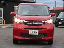 ハロゲンヘッドランプ装着車