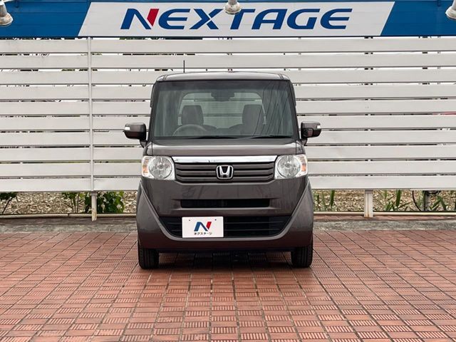 弊社では、全車『修復歴なし』のお車のみ取り扱っております。専任バイヤーによる厳選した仕入れの後、入庫後の車両チェックを行い、ネクステージが認定した高品質な中古車をご提供しております。