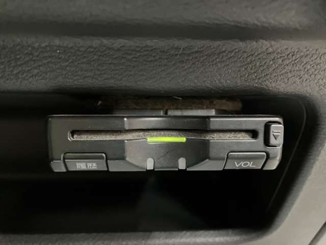 ■掲載車両以外にも在庫がたくさん！■　カーセンサーで希望の車両が見つからなくてもぜひお問い合わせ下さい。お電話でもかまいません。販売スタッフが全力でご希望のお車をお探しいたします！