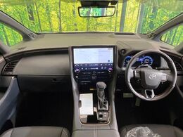 【メーカーオプション】・左右独立ムーンルーフ・リアエンターテイメントシステムJBL・トヨタチームメイト・ユニバーサルステップ・カラーヘッドアップディスプレイ
