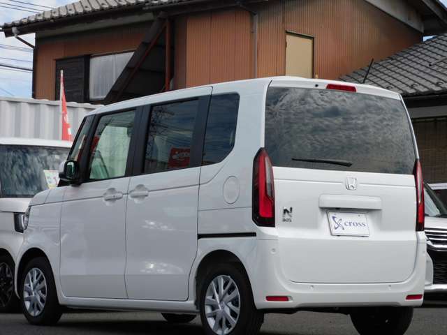 キッズスペース完備♪お子様が楽しんでる横でご希望の車選びをしましょう♪