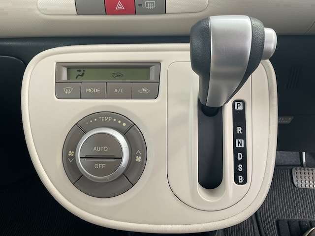お車のことなんでもお気軽に聞いてください！お問い合わせはフリーダイアル【0078-6002-280455】またはメールにてどうぞ。