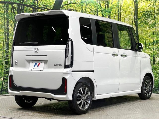 ☆全国のネクステージからお取り寄せが可能※！遠方の店舗に展示してあるクルマが気になる場合も、最寄りの店舗でご覧いただくことが可能です！是非私たちに要望をお聞かせください！※別途費用