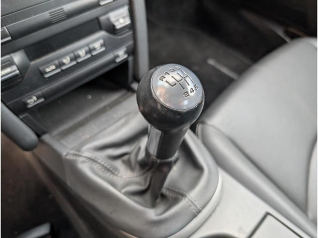 特に後期型は、エンジンとシャシーの洗練が進んでおり、運転の楽しさが格段に向上しています。