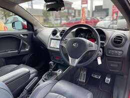 ◇イタリア車らしいお洒落なインテリアです！