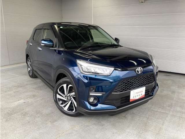 全車1年間の走行距離無制限のロングラン保証付きです。また、さらに安心をお求めの方には1年～2年の保証延長ができる「ロングランα保証」（有償）もお選びいただけます。