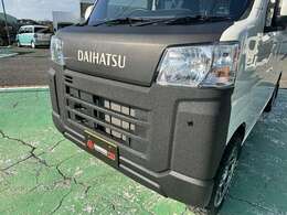 前後バンパー・ラプターライナー施工！！防傷・防汚・紫外線などに耐久性のあるイギリス製の多機能なコーティング剤！！