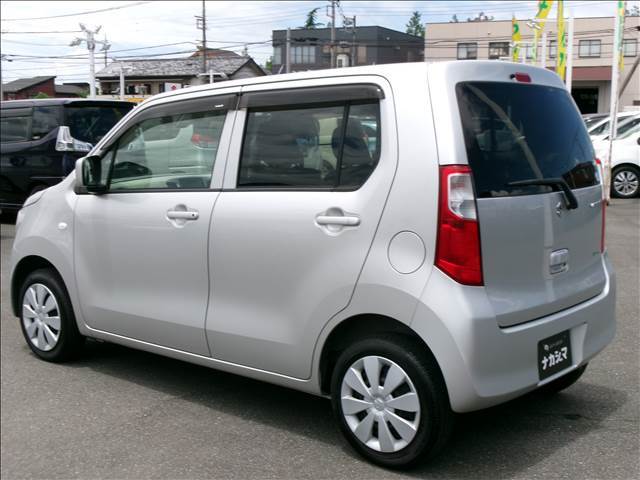 自社工場も完備！ナカジマ自動車は全店に指定・認証を含めた自社工場を設置しております。プロの目・プロの腕・プロの心で皆様の愛車を整備いたします。まごころを工具に込めてお待ちしております。