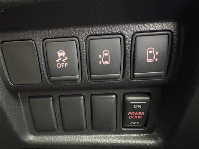 【運転席操作部】快適なドライブを楽しむための機能が装備されています！運転席から触れるので、使いやすいです！除菌プランいれていただくと、さらに清潔で安心していただけます！