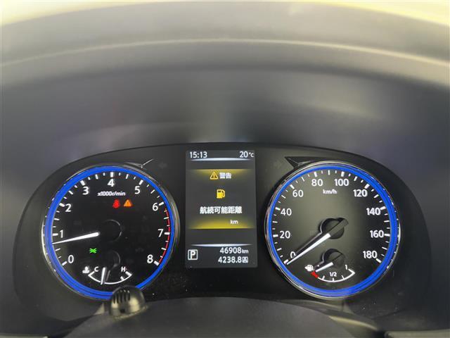 【スピードメーター】メーターがシンプルで見やすく運転しやすいですね！