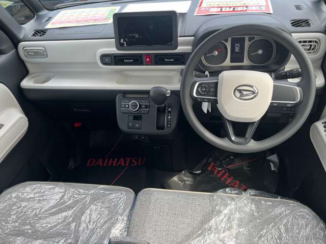 ☆弊社の整備工場には国家資格を持った整備士が多数在籍しております。また、軽自動車だけでなく普通車や外車の整備も実施しておりますのでご購入いただいたお車だけでなくご家族のお車の整備もお任せください☆