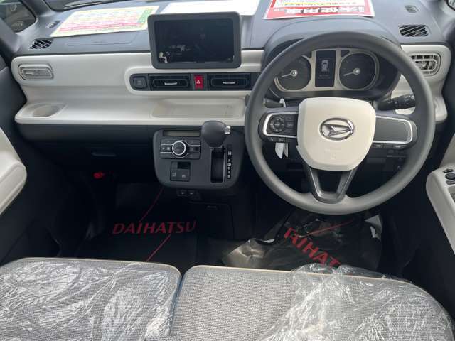 ☆弊社の整備工場には国家資格を持った整備士が多数在籍しております。また、軽自動車だけでなく普通車や外車の整備も実施しておりますのでご購入いただいたお車だけでなくご家族のお車の整備もお任せください☆