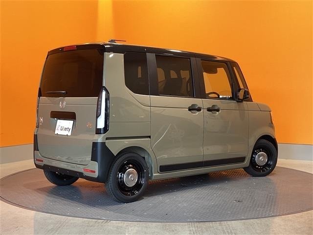 ■□■□■ 在庫車のほとんどは、オートオークションもしくはディーラーさんから購入したものなので、品質も保証されています！！ もちろん全車修復歴無車です♪  ■□■□■