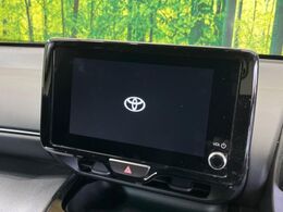 【8インチ　ディスプレイオーディオ】大画面のディスプレイはAppleCarPlayやAndroidAutoが利用可能。大きな画面でスマホナビアプリ等が利用いただけます♪