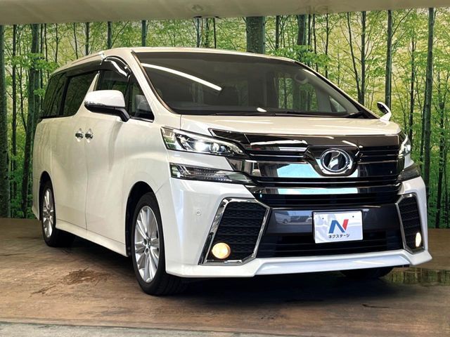 大好評のボディコーティング「弾スプラッシュコート」もご納車までに施工可能。通常のガラスコートと異なる、耐久年数6年の無機質ガラスコーティングが、ボディをキレイな状態に保ってくれます。