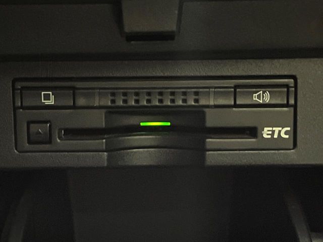 【ETC】高速道路の料金所をストレスなく通過！話題のスポットやサービスエリアに多い「スマートIC」利用時は必須のアイテムです。当店でセットアップを実施、ご納車当日からすぐにご利用いただけます！