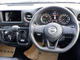 清潔で広々した座席です！是非、現車を見て体感してみてください。