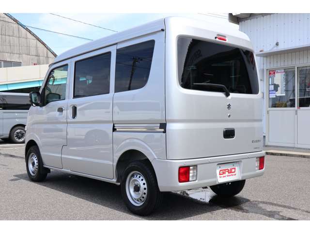 ★頭金不要・ローン最長120回まで★U-CARリースもOK。お気に入りのクルマを、月々無理のないお支払い額にてご提案します。ご来店いただかない形での審査もお選び頂けます。詳しくはスタッフまで。