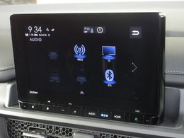 ナビゲーションはギャザズ9インチコネクトナビ（LXM-237VFNi）を装着しております。AM、FM、CD、DVD再生、Bluetooth、音楽録音再生、フルセグTVがご使用いただけます。