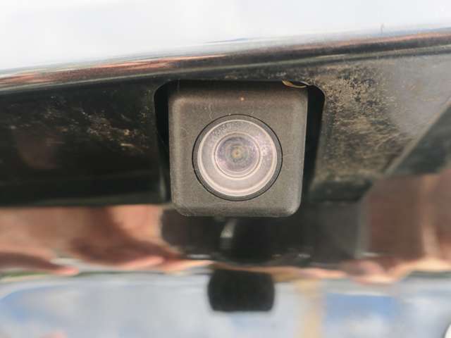 バックカメラ付きです。