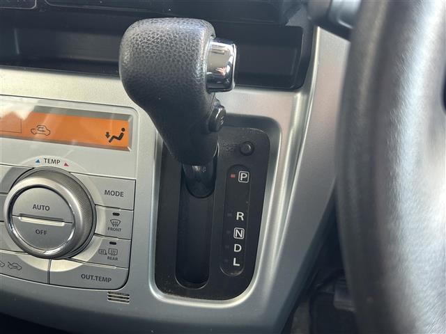 ◆こちらに掲載されている車両以外にも展示車両は多数ございます。色違い、グレード違い、多少ご希望に添えない場合も一度ご連絡いただければと思います。すぐにご希望の車両をお探しいたします。