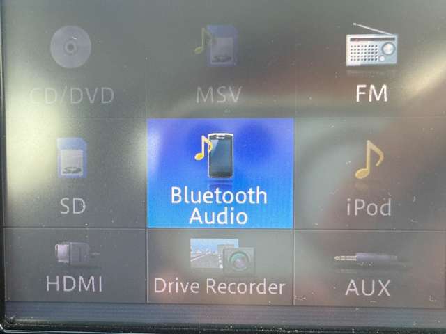 Bluetoothオーディオ対応ですのでお手持ちのスマートフォンの音楽を車内で楽しんで頂けます(^▽^)/