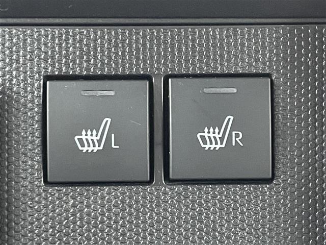 【シートヒーター】シートを温めてくれる暖房機器です！長時間座っていると負担が掛かりやすい背中や腰、または冬場などの寒い日に冷えやすい脚部に快適なぬくもりを伝えます。