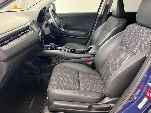 【車内ルームクリーニング済】専門スタッフにより車内はきれいにルームクリーニングを行っております。