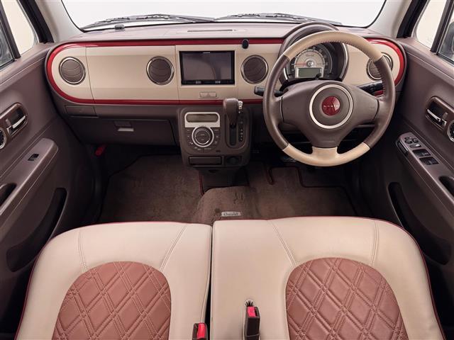 【インパネ全体】全方位で視界が広く、高い目線で運転もしやすいです！