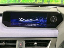【メーカー純正ナビ】インテリアに溶け込むスタイリッシュな「専用設計」メーカーナビを装備♪視認性や操作性など基本性能にも優れ、より上質なカーライフをお楽しみいただけます。