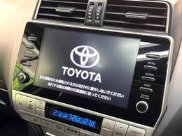 【メーカー純正ナビ】インテリアに溶け込むスタイリッシュな「専用設計」メーカーナビを装備♪視認性や操作性など基本性能にも優れ、より上質なカーライフをお楽しみいただけます。