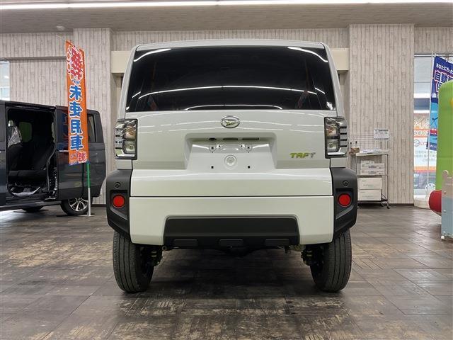 届出済 未使用車は新車の香りがします！中古車のようにタバコ臭い心配がありません。
