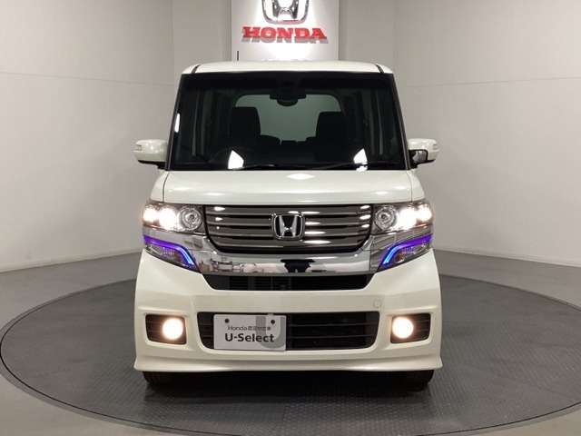 【Honda認定中古車 U-Select】　エンジン、オーディオやカーナビ(社外品は除く）に至るまで保証をお付け致します。全国のホンダディーラーで保証と整備が受けられます。