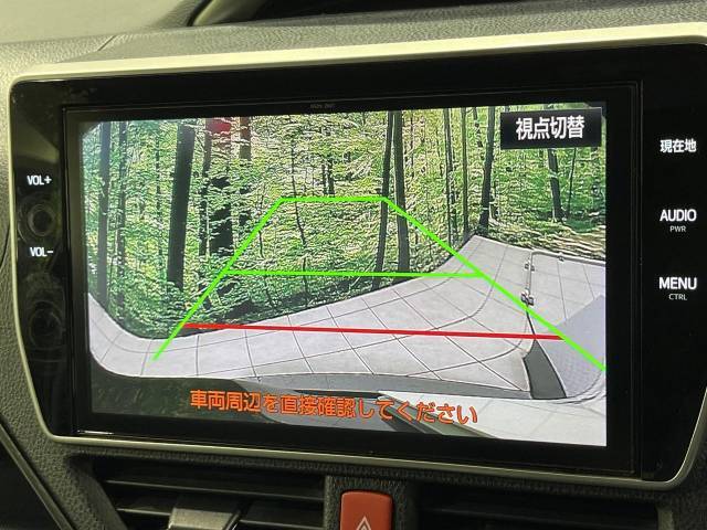 【バックカメラ】駐車時に後方がリアルタイム映像で確認できます。大型商業施設や立体駐車場での駐車時や、夜間のバック時に大活躍！運転スキルに関わらず、今や必須となった装備のひとつです！