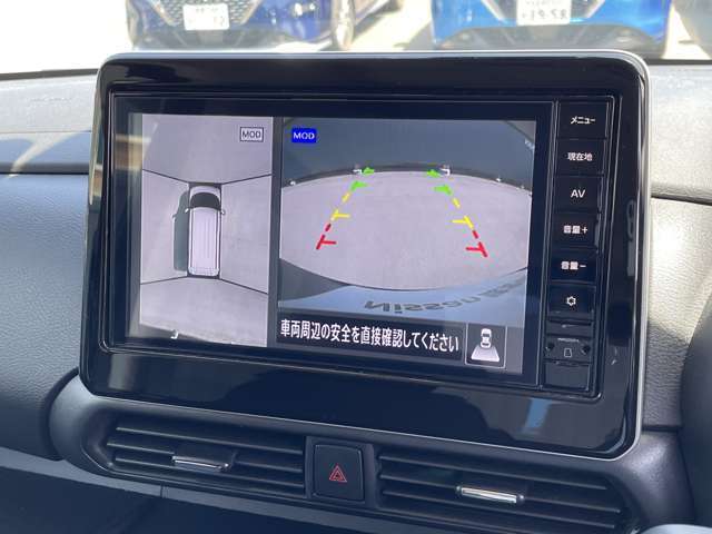 まるで上から見下ろしたように確認が出来るアラウンドビューモニターが装備されております！