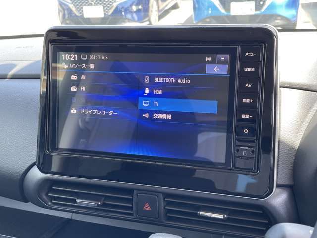 フルセグ・Bluethoothオーディオなどオーディオ機能も充実！