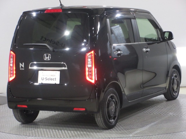 ボディクリーニング後、愛車をピカピカの状態へ保護するコーティング「ブライトパック」がおススメです！水垢がつきにくく、手入れがしやすくなりますよ！いつも愛車をきれいにしておきたい方におススメです。