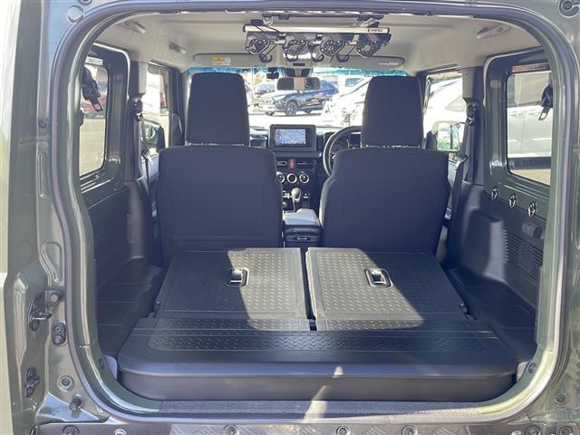 気になる車はすぐにお問い合わせください！画面右側の0066から始まる無料ダイヤルからお問い合わせ下さい！専門スタッフがお車のご質問にお答えいたします！