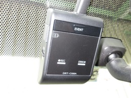 今は、自分を守るのは自分の時代です！ドライブレコーダーは必需品ですね！使うことの無い事が良いのですが・・・