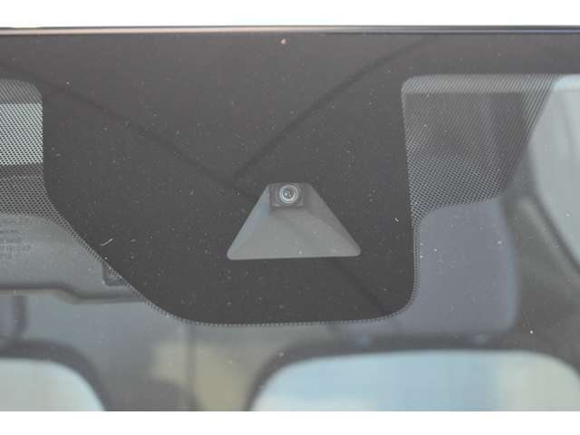 ディーラー車ならではの車からお買い求めやすい車まで取り揃えているのが当店、当社の自慢です！