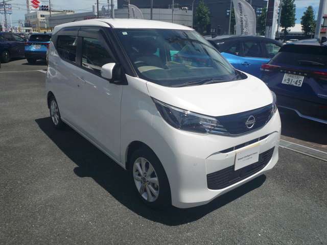 自動車保険（任意保険）も取り扱っております。お車の事はすべて浜松日産にお任せ下さい。