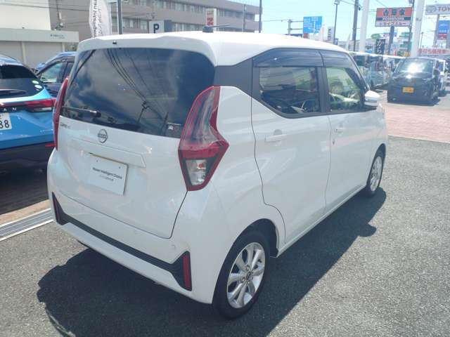 当店のカーライフアドバイザーが親身に対応いたしますので遠慮なくご相談ください。