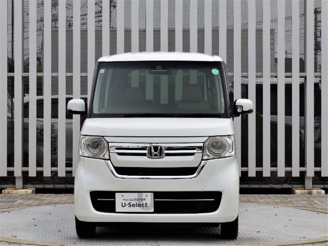 当店の展示車をご覧頂き、ありがとうございます。遠慮なく、お問合せやお見積もりのご依頼をお待ちしております。電話番号は、048-775-2774です。営業スタッフまでお願い致します。